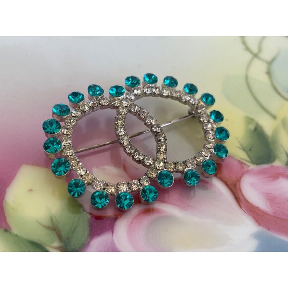 Vintage 1950s Blue Clear Rhinestone Double Eternity Circle Brooch - Picture 1 of 7